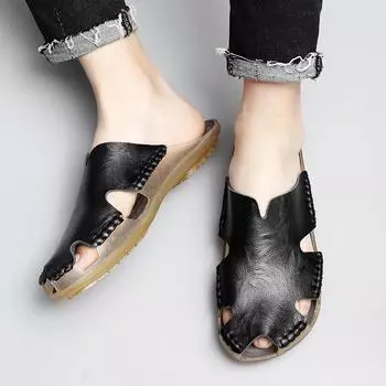 Модные мужские нескользящие тапочки для улицы, новые легкие кожаные сандалии, летняя мужская обувь, дышащие мужские тапочки в стиле ретро в римском стиле, обувь для ходьбы 38 коричневый