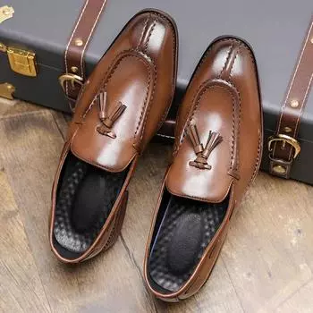 Модные мужские осенние мокасины с кисточками, классические повседневные мужские туфли для вождения, мягкие кожаные мокасины, легкие дышащие туфли-лодочки 38 чёрный