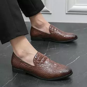 Модные мужские повседневные кожаные туфли с крокодиловым узором. Мужская мода. Легкие мокасины в британском стиле. Мужские туфли-монки без застежек на плоской подошве для отдыха на открытом воздухе. 38 чёрный