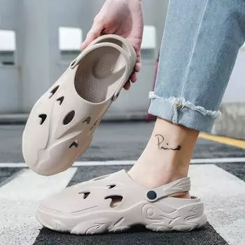 Модные мужские сандалии легкие летние уличные туфли из пеноматериала EVA с отверстиями дышащая садовая обувь на платформе 39 чёрный