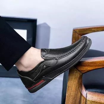 Модные мужские туфли 2024 года из натуральной кожи, модные туфли на плоской подошве, дизайнерская обувь, классические ретро-туфли из мягкой кожи, удобные повседневные туфли для вождения 38 коричневый