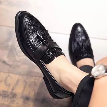Модные мужские туфли из натуральной кожи, новые повседневные туфли, деловые мужские туфли без застежек, мокасины с крокодиловым узором, туфли ручной работы для вождения на плоской подошве 38 чёрный