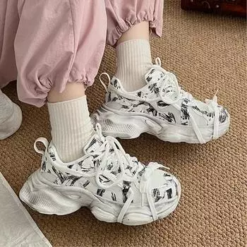 Модные мужские/женские кроссовки, женская обувь с граффити, толстая подошва, увеличивающая рост, модная повседневная обувь для пар, со шнуровкой, нескользящая спортивная обувь 36 белый