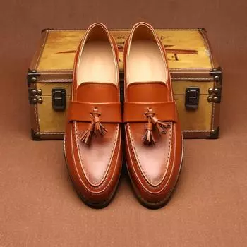 Модные новые британские ретро-туфли с кисточками из кожи Модный парикмахер Персонализированные модные туфли Корейская версия модных мужских туфель 38 чёрный