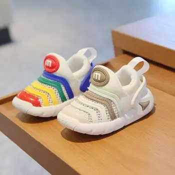 Модные новые легкие кроссовки для бега с мягкой подошвой для младенцев, модные кроссовки для ходьбы с мягкой подошвой, повседневная детская спортивная обувь 11.5CM