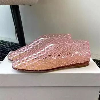 Модные новые летние полые сандалии женские прозрачные ПВХ праздничные пляжные туфли для женщин брендовые дизайнерские плетеные туфли из желе на низком каблуке плоские туфли-лоферы 35 розовый