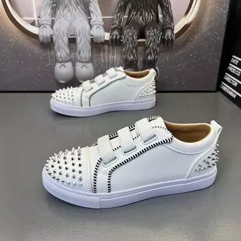 Модные новые мужские роскошные модные туфли с заклепками, оригинальные кожаные туфли на плоской подошве, черные, белые, дышащие кроссовки, индивидуальная обувь 6.5 чёрный