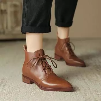 Модные новые осенние женские ботинки с острым носком и квадратным каблуком для женщин Ботильоны на шнуровке Зимняя удобная и элегантная женская обувь 35 чёрный