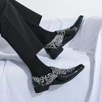 Модные новые стильные заклепки для мужской свадебной офисной рабочей обуви больших размеров, классические деловые повседневные модные туфли 38 чёрный