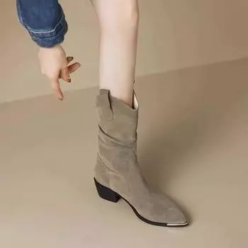 Модные новые стильные зимние классические ботинки для женщин из коровьей замши с острым носком на танкетке ботильоны простые удобные ковбойские сапоги женские 35 темно-коричневого