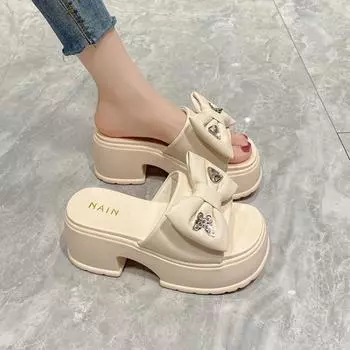 Модные новые тапочки Matsu Cake, женские тапочки на толстой подошве, лето 2024 года, модные сандалии-тапочки с бантом и бриллиантами, женская роскошь 34 бежевый