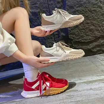 Модные новые женские спортивные туфли 2025 Весна Натуральная кожа Ретро Женские контрастные цвета Плоские повседневные туфли для женщин 35 красный