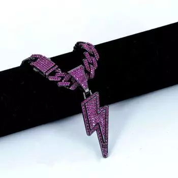 Модные ожерелья для женщин. Ювелирные изделия фиолетовый