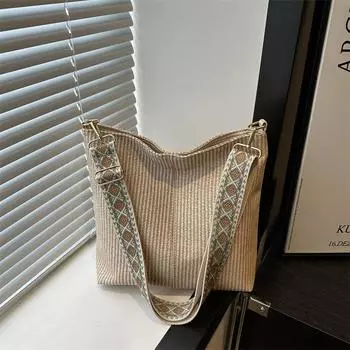Модные персонализированные сумки для женщин Новые повседневные летние персонализированные сумки-тоут для женщин Сумки на одно плечо с перекрестными скользящими петлями