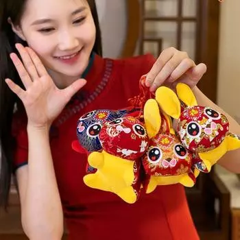 Модные плюшевые игрушки, очаровательная кукла-талисман 2023 года, плюшевый кролик, мультяшный плюшевый кулон, новый подарок XS