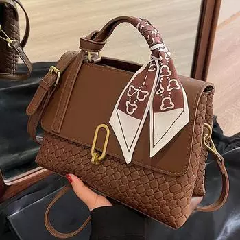 Модные популярные тканые женские сумки с верхней ручкой, двухслойная универсальная женская сумка через плечо на одно плечо, маленькая квадратная сумка с высококачественной текстурой и шарфом чёрный