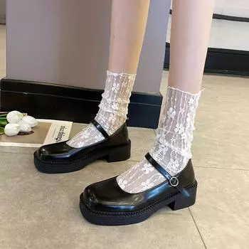Модные повседневные туфли Мэри Джейн на платформе для женщин весна-осень на толстом и низком каблуке от британского японского дизайнера. Туфли-лодочки для женщин. 35 белый