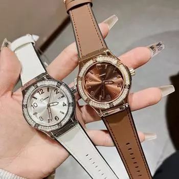 Модные повседневные женские часы с большим циферблатом, кварцевые часы, простые и модные стрелки на силиконовом ремешке со стразами