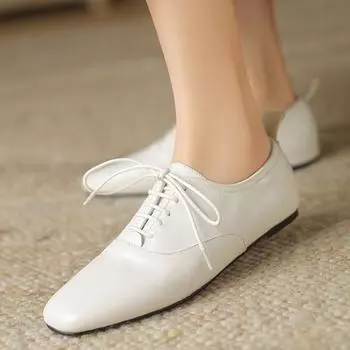 Модные повседневные женские туфли-лоферы на плоской подошве, кожаные, черные, белые, удобные, на шнуровке, оксфордские туфли для женщин, осенняя обувь, большой размер 45 34 чёрный