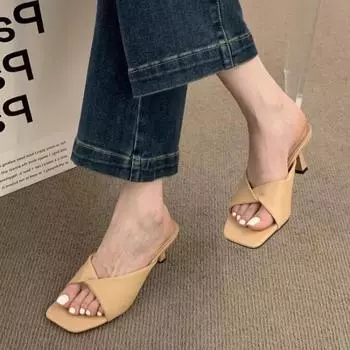 Модные простые женские тапочки Dew Feet на высоком каблуке, однотонные удобные повседневные тапочкиМодные тапочки 2024 35 бежевый