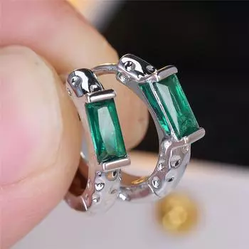 Модные прямоугольные серьги-кольца с зелеными кристаллами для женщин, серебряные круглые серьги с пряжкой для ушей, маленькие обручи, ювелирные изделия для пирсинга зелёный/серебряный