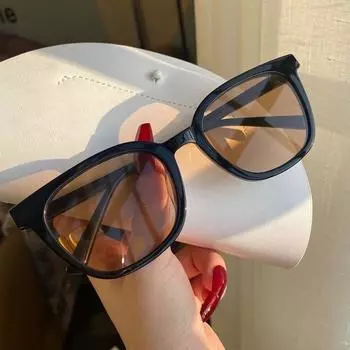 Модные ретро коричневые солнцезащитные очки Tea Brown Square Sunglasses одинаковые для мужчин и женщин