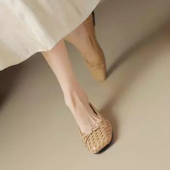 Модные ретро туфли на плоской подошве с квадратным носком, плетеные туфли 2024 года, новые женские удобные мягкие балетки из натуральной кожи на низком каблуке 35 чёрный