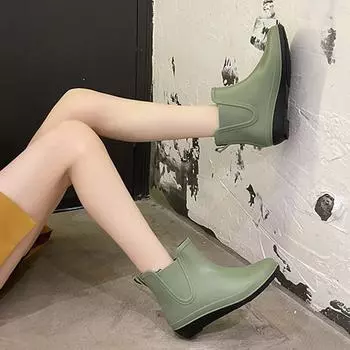 Модные резиновые сапоги женские нескользящие модные короткие сапоги женские 2024 модные уличные нескользящие сапоги с круглым носком и щиколоткой женская обувь 36 белый