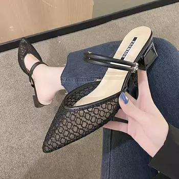 Модные сандалии 2024 года для женщин, большие размеры, средний каблук, сетчатые дышащие тапочки, сексуальные, с острым носком, универсальная верхняя одежда, однотонная обувь 35 бежевый