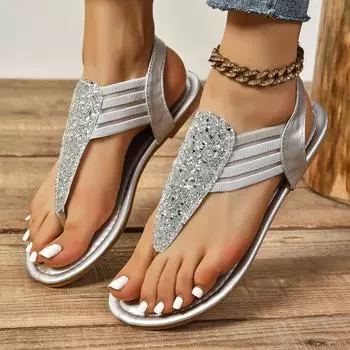Модные сандалии на зажиме для ног, женские летние новые удобные универсальные сандалии на плоской подошве с блестками и стразами в римском стиле, большие размеры 36 серебряный