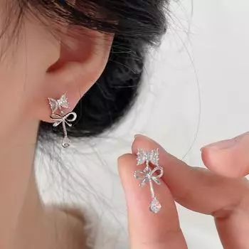 Модные серьги-бантики с бриллиантами 2025 года: Шикарный, миниатюрный, модный, универсальный для повседневной носки Bowknot Diamond Earrings