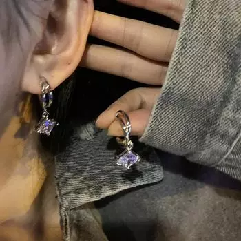 Модные серьги-гвоздики 2025 года в стиле нишевого дизайна для женщин Double C-shaped rhinestone earrings