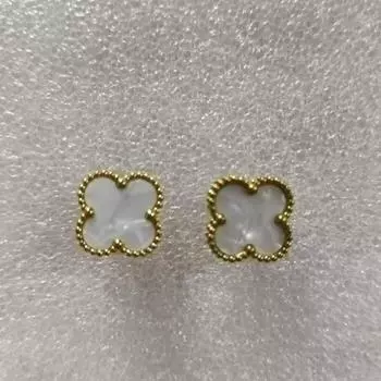 Модные серьги-гвоздики с четырьмя листочками клевера, темпераментные серьги в стиле знаменитостей из Интернета, черные серьги в иностранном стиле, новые популярные женские серьги высокого класса красный