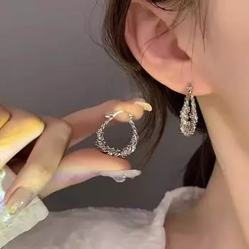 Модные серьги-кольца, блестящие серебряные серьги для женщин, роскошные уникальные серьги-обмотки из циркония, ювелирные изделия Y2k Punk Personality Stud Earrings серебряный