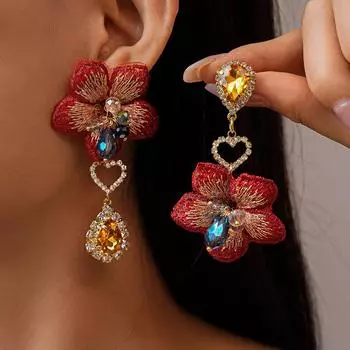 Модные серьги-подвески для женщин