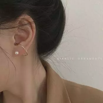 «Модные серьги с жемчужным дизайном 2022 года»: Простая, элегантная, легкая роскошь для женщин.