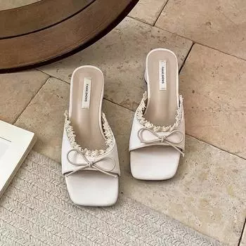 Модные шлепанцы с французским квадратным носком и толстым каблуком, женская летняя обувь 2025, новые модели, с юбками, фея, ветер, сандалии на платформе 35 бежевый