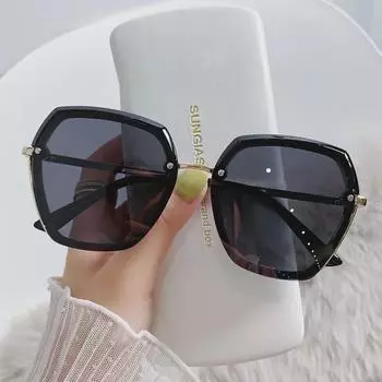 «Модные солнцезащитные очки с защитой от ультрафиолета 2024 года для женщин – стройнящие очки в корейском стиле для знаменитостей» чёрный