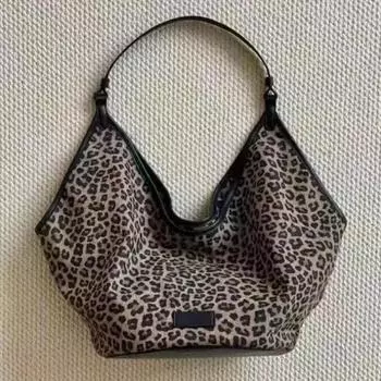 Модные сумки-тоут Женские сумки через плечо Новая холщовая сумка с леопардовым принтом Нишевая сумка для отдыха Универсальная вместительная трендовая сумка через плечо