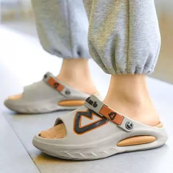 Модные тапочки для мужчин Домашние сандалии Мужские прогулочные домашние пляжные нескользящие туфли Тренд для помещений 2024 года Повседневные дизайнерские роскошные оригинальные 39 чёрный