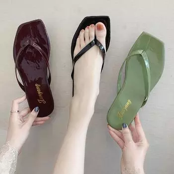 Модные тапочки для женщин, лето, новинка 2024 года, стильные шлепанцы, женские дизайнерские элегантные зеркальные роскошные модные пляжные домашние 35 серебряный