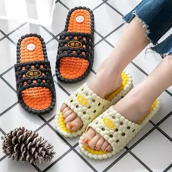 модные тапочки Душ Домашний массаж Мягкие шлепанцы Женские сандалии Семейные пары Домашние слайды Летние напольные туфли для гостиниц Claquette Femme 36-37 серый