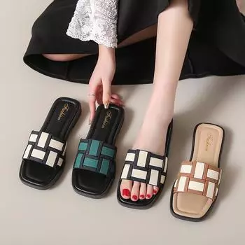 Модные тапочки женская летняя одежда нескользящая пляжная обувь новые плоские сандалии one word casual женская обувь 36/37