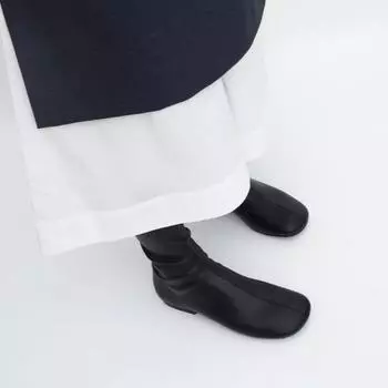 Модные тонкие сапоги выше колена для женщин 2024 года Новые осенне-зимние толстые высокие рыцарские сапоги Модные и универсальные 35 чёрный