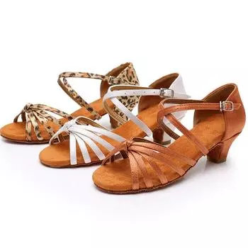 Модные туфли для латинских танцев с мягкой подошвой Модные танцевальные туфли с супер мягкой подошвой для женщин и девочек 42