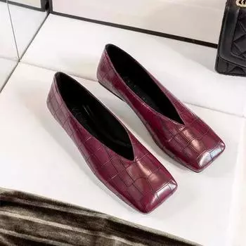 Модные туфли на плоской подошве для женщин с квадратным носком, осенние повседневные босоножки с неглубокими носами 2024 года, дизайнерские новые трендовые туфли, удобные женские туфли из искусственной кожи 35 вино красного