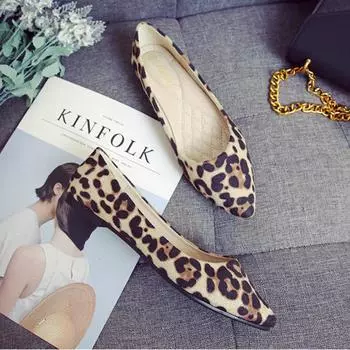Модные туфли на плоской подошве для женщин. Модные туфли с леопардовым принтом. Женские туфли с острым носком. Удобные замшевые туфли на плоской подошве. Удобные для работы. 31