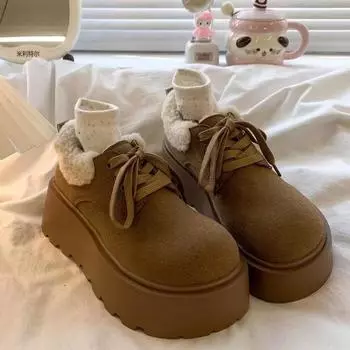 Модные туфли на плоской подошве из меха и замши на платформе, женские туфли, зимние плюшевые теплые повседневные кроссовки, брендовая спортивная обувь для женщин 2025 года, трендовые туфли на шнуровке, женские туфли 35 малиновый