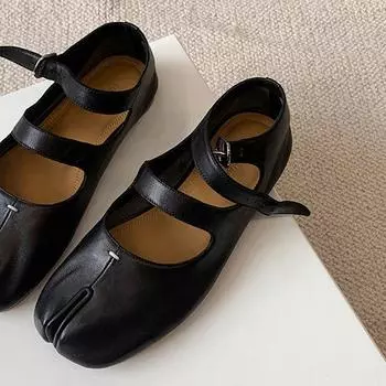 Модные туфли на плоской подошве с раздельным носком, женские повседневные лоферы на толстом каблуке, британские оксфордские туфли 2024 года, осенняя обувь Zapatos De Mujer 35