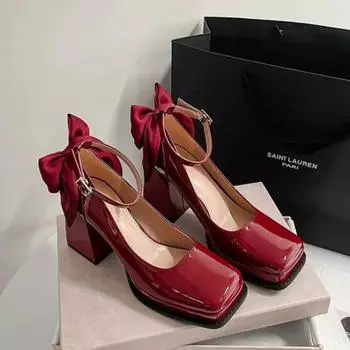 Модные туфли на высоком каблуке из искусственной кожи с квадратным носком 2024 года, высококачественные женские туфли с пряжкой, классические туфли на высоком каблуке для вечеринок и осени с красным бантом 34 вино красного